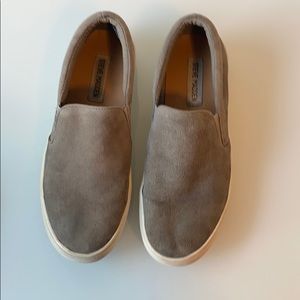 Steve Madden Gills Sneakers